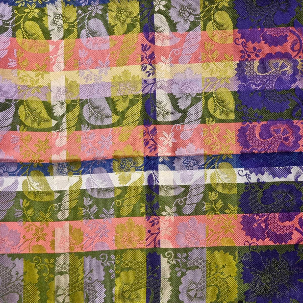 Estelle Silkeskjerf 524.023