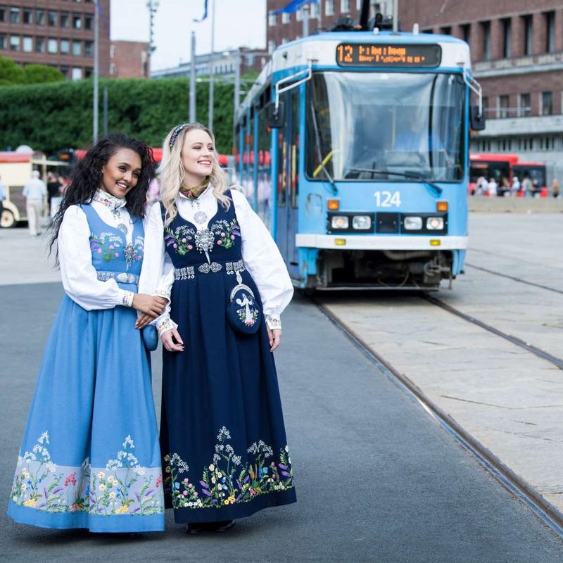 Bestillingsvare - Oslobunad dame - lyseblå 